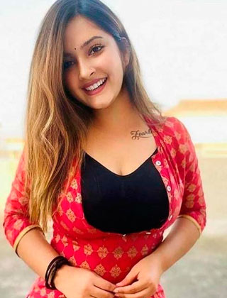 Glamorous model escort for full night passionate escort